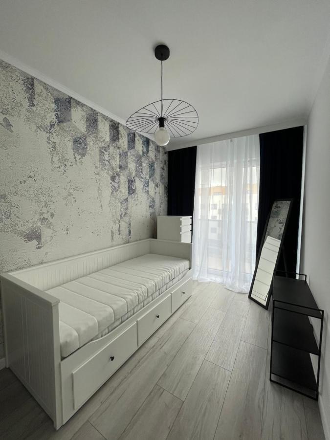 Apartament Trzy Pokoje Mieszkanie W Nowej Dzielnicy Wroclawia Zewnętrze zdjęcie
