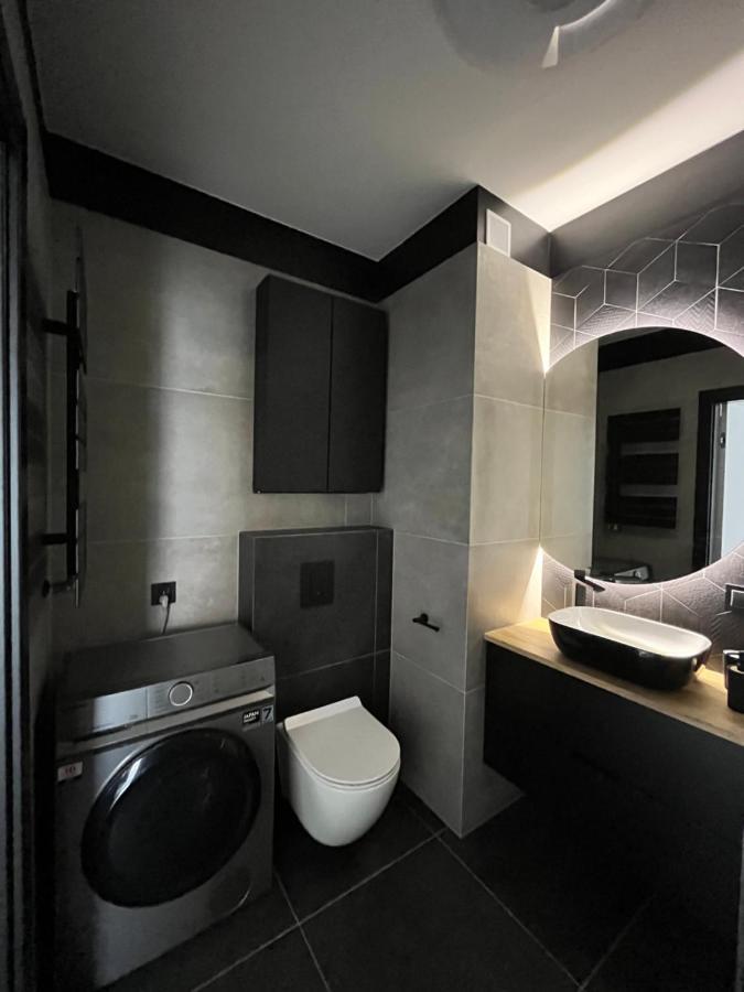 Apartament Trzy Pokoje Mieszkanie W Nowej Dzielnicy Wroclawia Zewnętrze zdjęcie